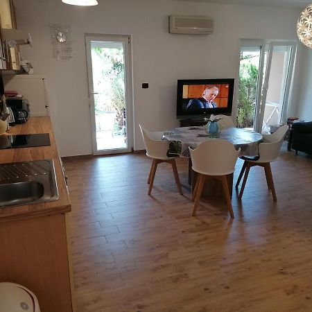 Apartman Ilaria 메덜린 외부 사진